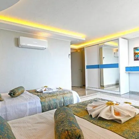 3 Bedroom Luxury With Seaviews