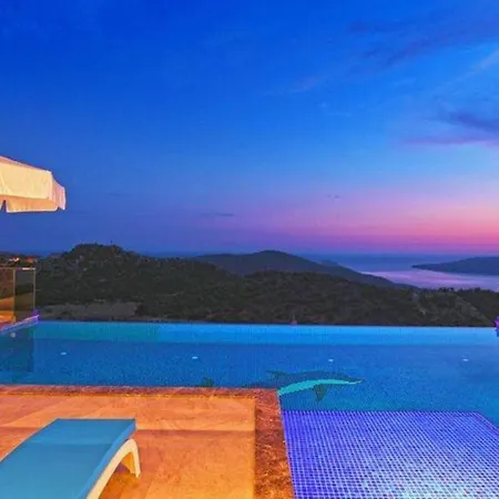 ヴィラ 3 Bedroom Luxury With Seaviews *