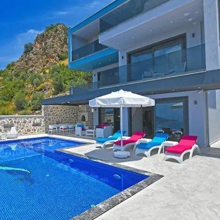 ヴィラ 3 Bedroom Luxury With Seaviews カルカン