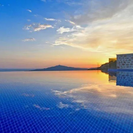 3 Bedroom Luxury With Seaviews カルカン