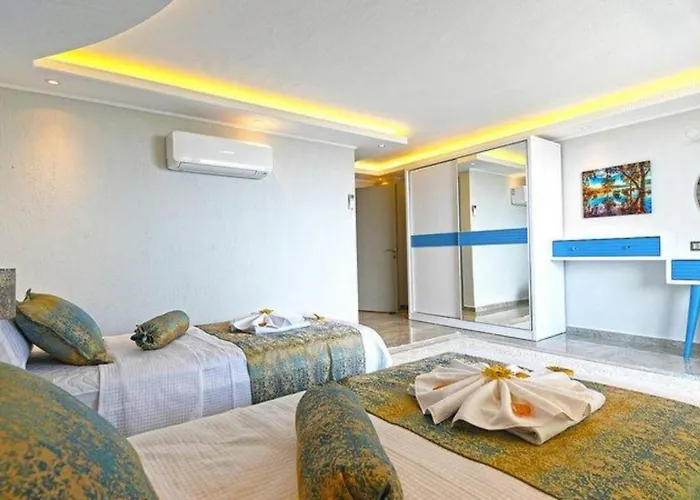3 Bedroom Luxury With Seaviews
