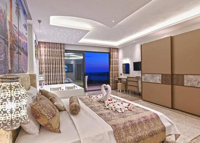 3 Bedroom Luxury With Seaviews Villa Kalkan