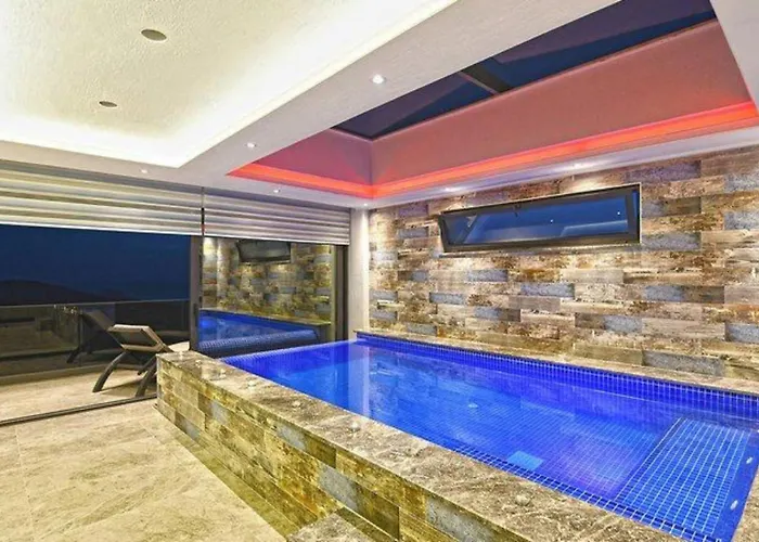 3 Bedroom Luxury With Seaviews Villa