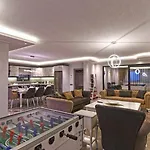 3 Bedroom Luxury With Seaviews Villa *
