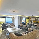 Villa 3 Bedroom Luxury With Seaviews